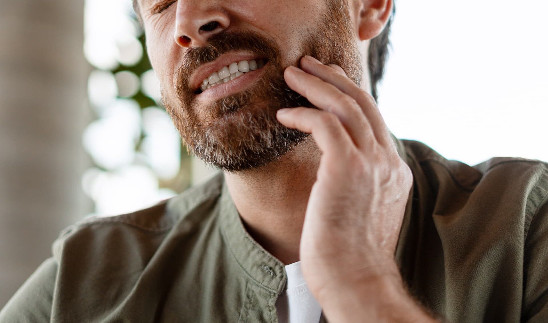 Receive immediate, expert emergency dental care for trauma and pain with restorative solutions designed to stabilise your smile and provide lasting relief.